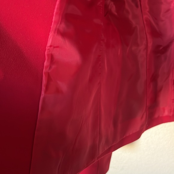 Tahari Arthur Levine Long sleeve Red Blazer sz 6 - Picture 5 of 10